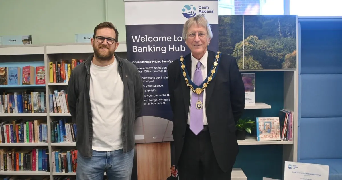 Banking hub (with Post Office) opens at library