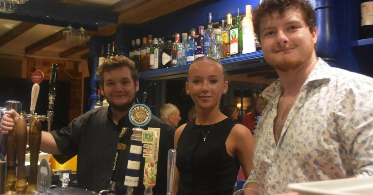 Celebrity Traitors star hands £100 tab to The Unicorn pub